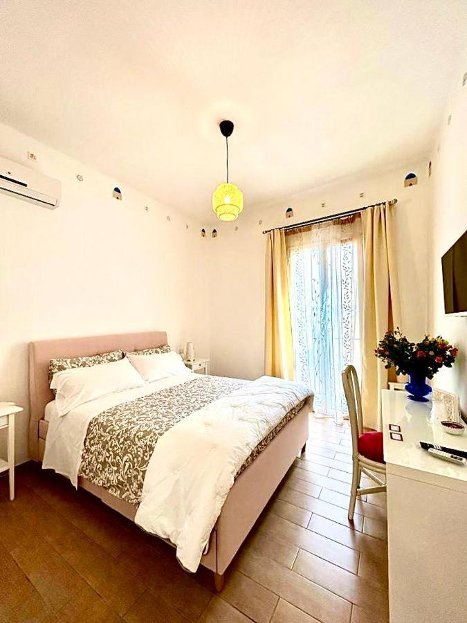 Sant'Agostino Suites & Rooms Мадзара дел Вало Екстериор снимка