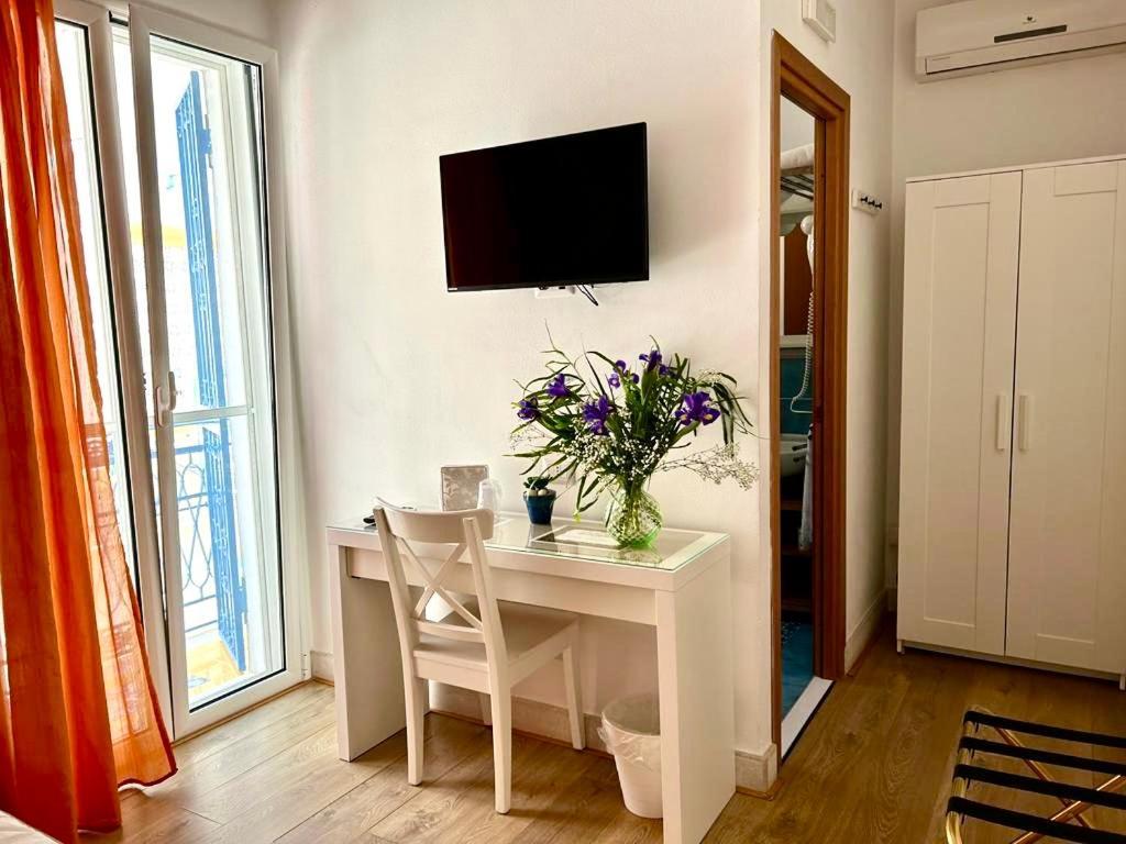 Sant'Agostino Suites & Rooms Мадзара дел Вало Екстериор снимка