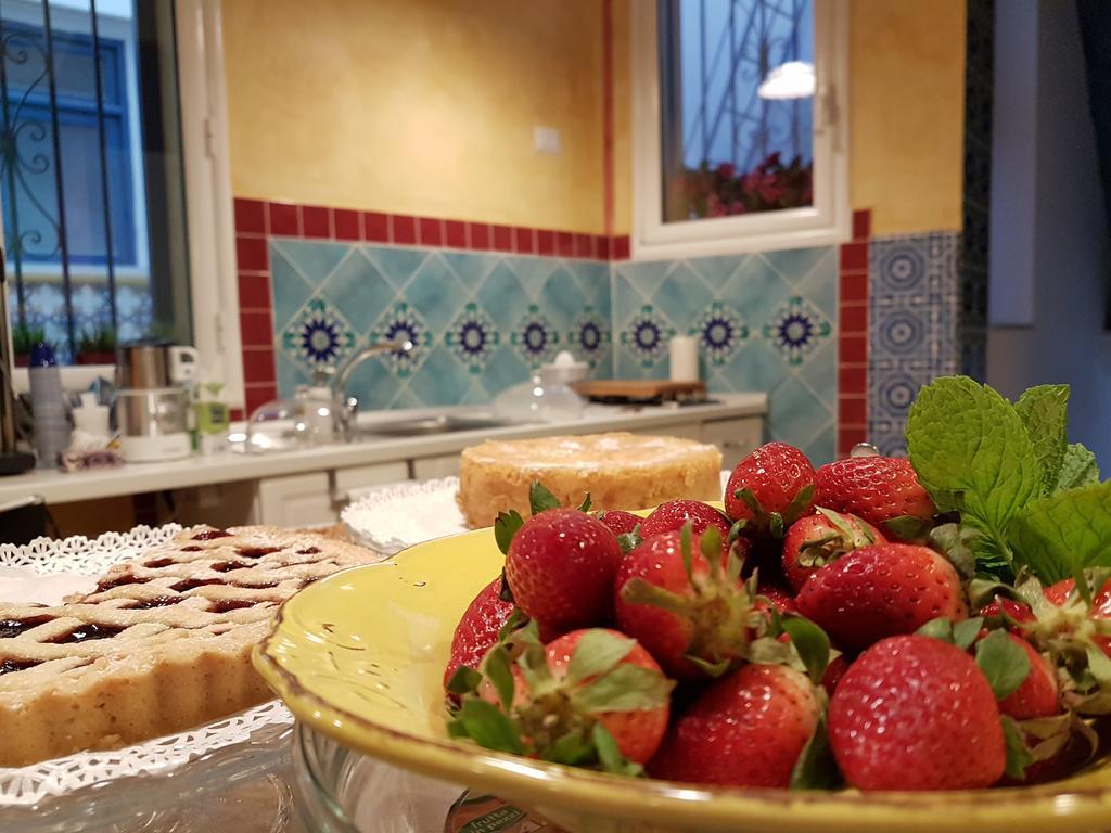 Sant'Agostino Suites & Rooms Мадзара дел Вало Екстериор снимка