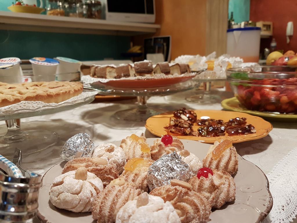 Sant'Agostino Suites & Rooms Мадзара дел Вало Екстериор снимка