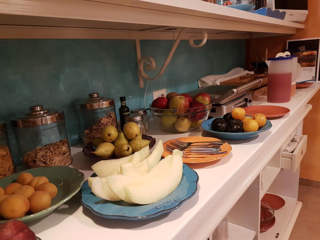 Sant'Agostino Suites & Rooms Мадзара дел Вало Екстериор снимка